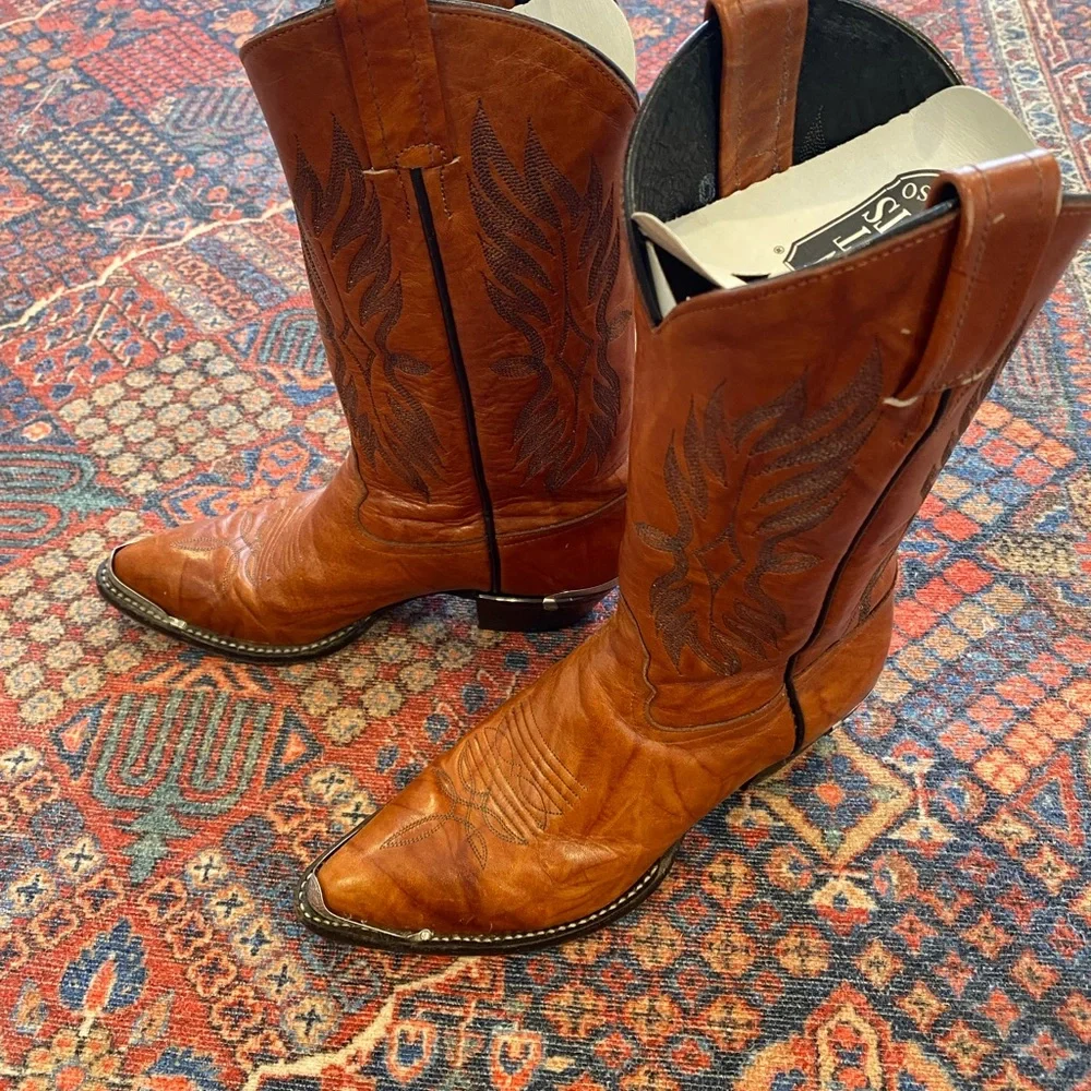 Dan Post Tony Lama Brown Heeled Boots - Picture 2 of 12